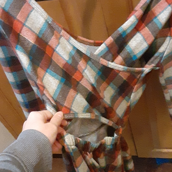 Dress - Picture 2 of 3